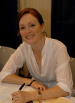 Julianne-Moore